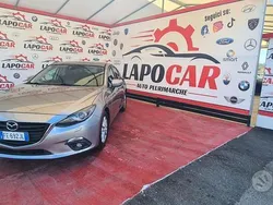 Grigio Usata 2016 Mazda 3 Exceed Tre volumi | 10.990 € (Buon prezzo)