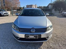 Grigio Usata 2012 VW Passat Highline Station wagon | 4950 € (Ottimo prezzo)
