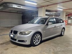 Grigio Usata 2009 BMW 320 Comfort Edition Station wagon | 4500 € (Buon prezzo)