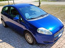 Usata 2006 Fiat Grande Punto Dynamic Due volumi | 4900 € (Molto cara)