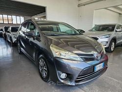 Grigio Usata 2014 Toyota Verso Style Monovolume | 7900 € (Ottimo prezzo)
