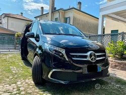 Nero Usata 2021 Mercedes V300 Avantgarde Monovolume | 54.500 € (Cara)