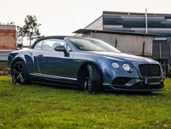 Blu/azzurro Usata 2017 Bentley Continental GT Convertible Cabrio | 84.180 €