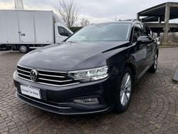 Deep black metal Usata 2020 VW Passat Executive Station wagon | 14.800 € (Buon prezzo)