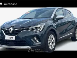 Blu Usata 2022 Renault Captur Intens SUV | 17.490 € (Buon prezzo)