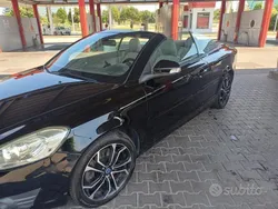 Nero Usata 2012 Volvo C70 Momentum Cabrio | 14.000 €