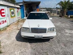 Bianco Usata 1997 Mercedes C200 Tre volumi | 2200 € (Buon prezzo)