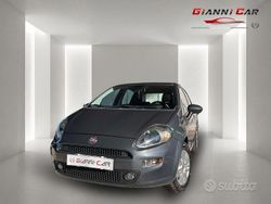 Grigio Usata 2015 Fiat Punto Lounge Tre volumi | 6900 € (Buon prezzo)
