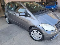Usata 2010 Mercedes A150 Elegance Tre volumi | 2990 € (Ottimo prezzo)