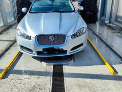 Usata 2012 Jaguar XF Tre volumi | 8500 € (Buon prezzo)