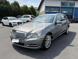 Nero Usata 2011 Mercedes E220 Elegance Station wagon | 4990 € (Super prezzo)