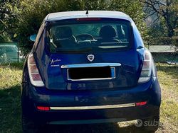 Blu Usata 2011 Lancia Ypsilon Due volumi | 1750 €