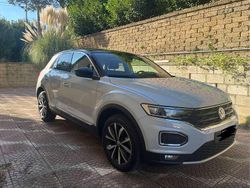 Argento Usata 2019 VW T-Roc Style SUV | 15.500 € (Buon prezzo)