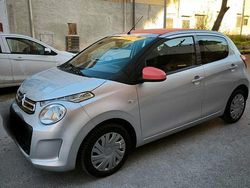 Grigio Usata 2016 Citroën C1 Shine Due volumi | 7800 € (Buon prezzo)