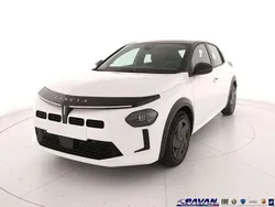 Bianco Nuova 2024 Lancia Ypsilon Due volumi | 20.950 € (Buon prezzo)