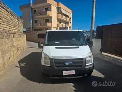 Bianco Usata 2010 Ford Transit Tre volumi | 4900 € (Ottimo prezzo)