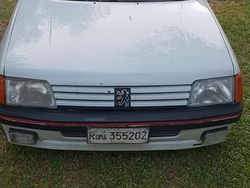 Usata 1991 Peugeot 205 Cabrio | 3500 €