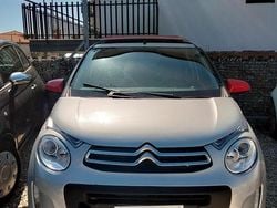 Grigio Usata 2015 Citroën C1 Shine Due volumi | 5990 € (Buon prezzo)