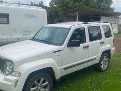 Bianco Usata 2009 Jeep Cherokee SUV | 5500 € (Buon prezzo)