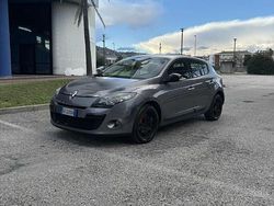 Grigio Usata 2012 Renault Mégane Tre volumi | 1900 € (Ottimo prezzo)