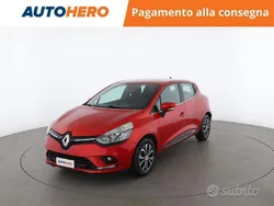 Rosso Usata 2016 Renault Clio IV Zen Tre volumi | 8299 € (Buon prezzo)