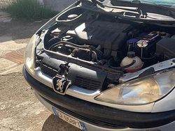 Grigio Usata 2003 Peugeot 206 Due volumi | 800 € (Super prezzo)