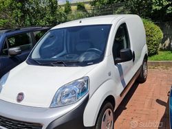 Bianco Usata 2015 Fiat Fiorino Monovolume | 5800 € (Buon prezzo)