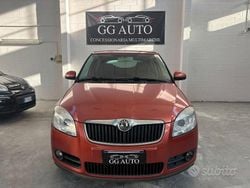 Arancione Usata 2008 Skoda Fabia Comfort Tre volumi | 4900 € (Buon prezzo)