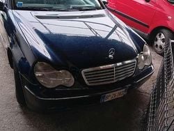 Usata 2001 Mercedes C270 Elegance Tre volumi | 1000 €
