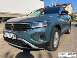 Nessuno(met.) Usata 2023 VW T-Roc Life SUV | 23.999 € (Buon prezzo)