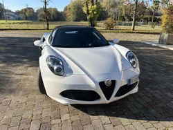 Usata 2016 Alfa Romeo 4C Spider Cabrio | 75.000 €