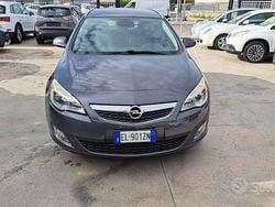 Grigio Usata 2012 Opel Astra S Station wagon | 5400 € (Buon prezzo)