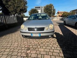 Grigio Usata 2003 VW Polo Due volumi | 3500 €