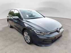 Grigio Usata 2024 VW Golf VIII Tre volumi | 30.950 € (Buon prezzo)