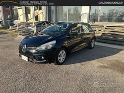 Nero Usata 2016 Renault Clio IV Intens Tre volumi | 7900 € (Buon prezzo)