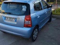 Usata 2004 Kia Picanto Due volumi | 700 € (Super prezzo)