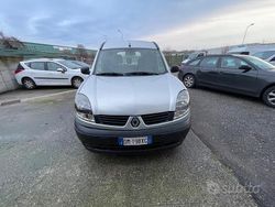 Grigio Usata 2008 Renault Kangoo Monovolume | 3300 € (Molto cara)