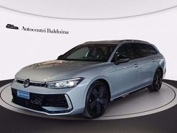 Grigio dolomite metalizzato Nuova 2025 VW Passat R-line Station wagon | 49.600 € (Cara)