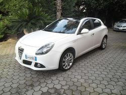 Bianco Usata 2014 Alfa Romeo Giulietta Exclusive Due volumi | 6000 € (Ottimo prezzo)