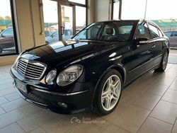 Blu/azzurro Usata 2003 Mercedes E55 AMG AMG Tre volumi | 55.000 €