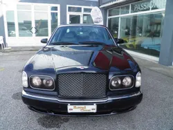 Blu/azzurro Usata 2000 Bentley Arnage Tre volumi | 40.000 €