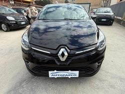 Nero Usata 2019 Renault Clio IV Intens Tre volumi | 9900 € (Ottimo prezzo)