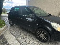 Nero Usata 2007 Renault Clio II Tre volumi | 2800 € (Cara)