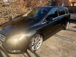 Nero Usata 2014 Mercedes B180 Executive Monovolume | 8800 € (Super prezzo)