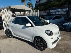 Bianco Usata 2020 Smart ForFour Brabus Due volumi | 17.500 € (Buon prezzo)