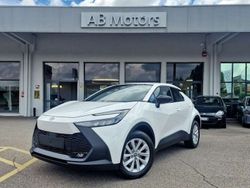 Bianco Nuova 2025 Toyota C-HR Active SUV | 31.250 € (Buon prezzo)