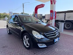 Nero Usata 2006 Mercedes R320 Monovolume | 2200 € (Ottimo prezzo)