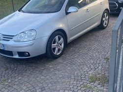 Usata 2007 VW Golf V Tre volumi | 3000 € (Buon prezzo)