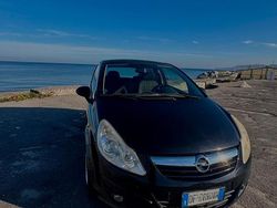 Nero Usata 2007 Opel Corsa Enjoy Due volumi | 2800 €