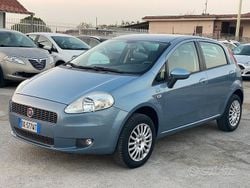 Blu Usata 2009 Fiat Grande Punto Dynamic Due volumi | 2990 € (Buon prezzo)
